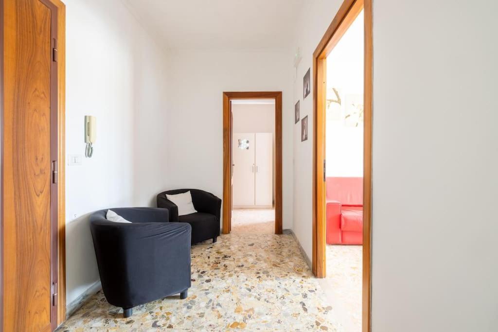Ambra'S Bright Apartment Рим Екстериор снимка