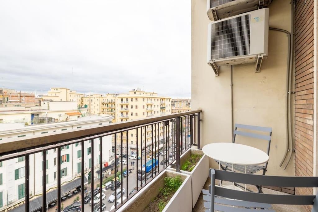Ambra'S Bright Apartment Рим Екстериор снимка